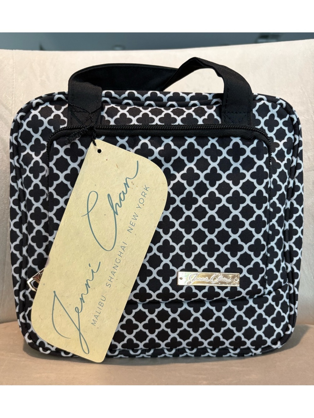 Black & White Travel Toiletry Makeup Bag NWT